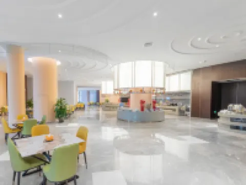 Ocean Flower Island Gionee International Hotel Hotels in Danzhou