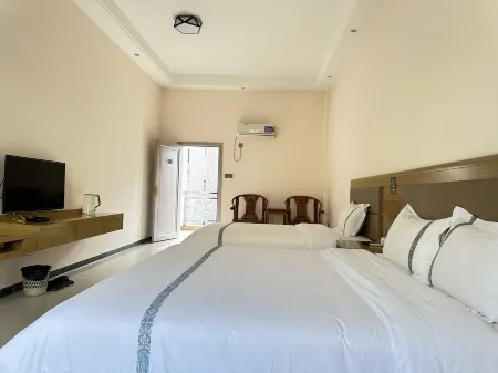 Wuchuan Taoran Resort Отели рядом с достопримечательностью «Jizhao Bay»