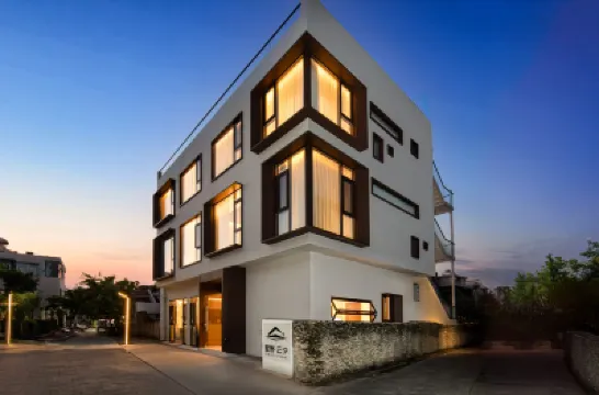 Xingyeyunximinsu Hotel in zona West Island