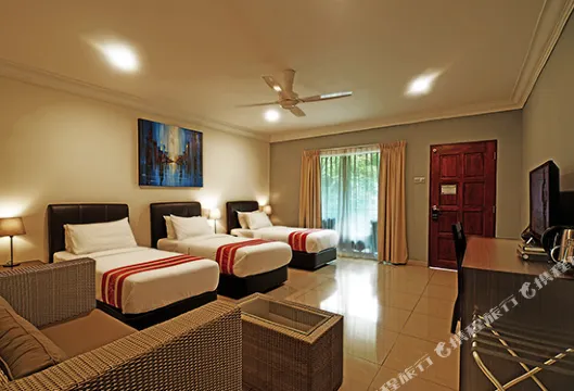 刁曼潛水度假村