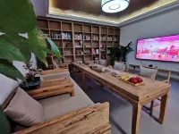 Stone Courtyard Homestay Hotels in Jinan
