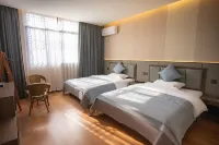 Bian Cheng Zhen Qian Hotel