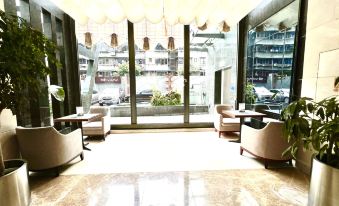 Yinshe Hotel (Chengdu Southwest Jiaotong University Shawan Subway Station)