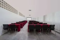 Hipoman Hotel