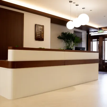 Muming Private Residence Hotel (Xiao Hong Memorial House Branch) Отели рядом с достопримечательностью «Китайская медицинская больница, Хулань, Харбин»