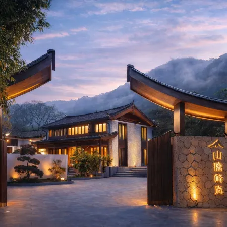 Yulong Mountain The Alpenglow Resort