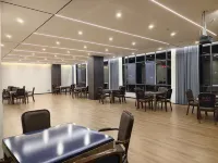 Mingfu Fengju Hotel - parking