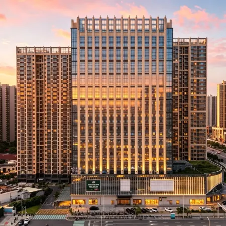 Haoting Apartment (Maoming High-Speed Railway Station)