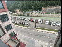 Sofitel Hotel - parking