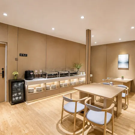 Guchen Yue · Mercure Hotel (Jieyang Ancient City Jinxian Gate)