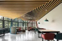 Memory Graceful Hotel (Changzhou Dinosaur City, North High Speed Railway Station)