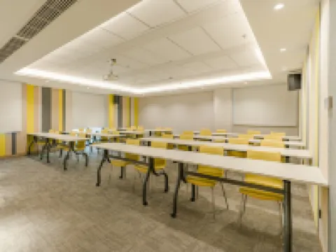 HanTing Premium Hotel (Feidong Economic Development Zone)