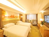 维也纳国际酒店(武汉后湖兴业路地铁站店) - 高级温馨双床房