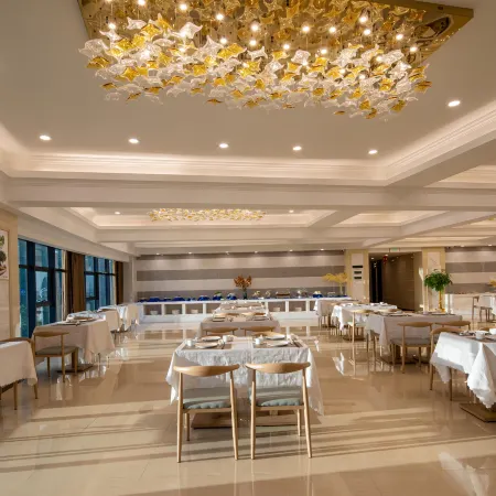 Ramada Encore Hotel