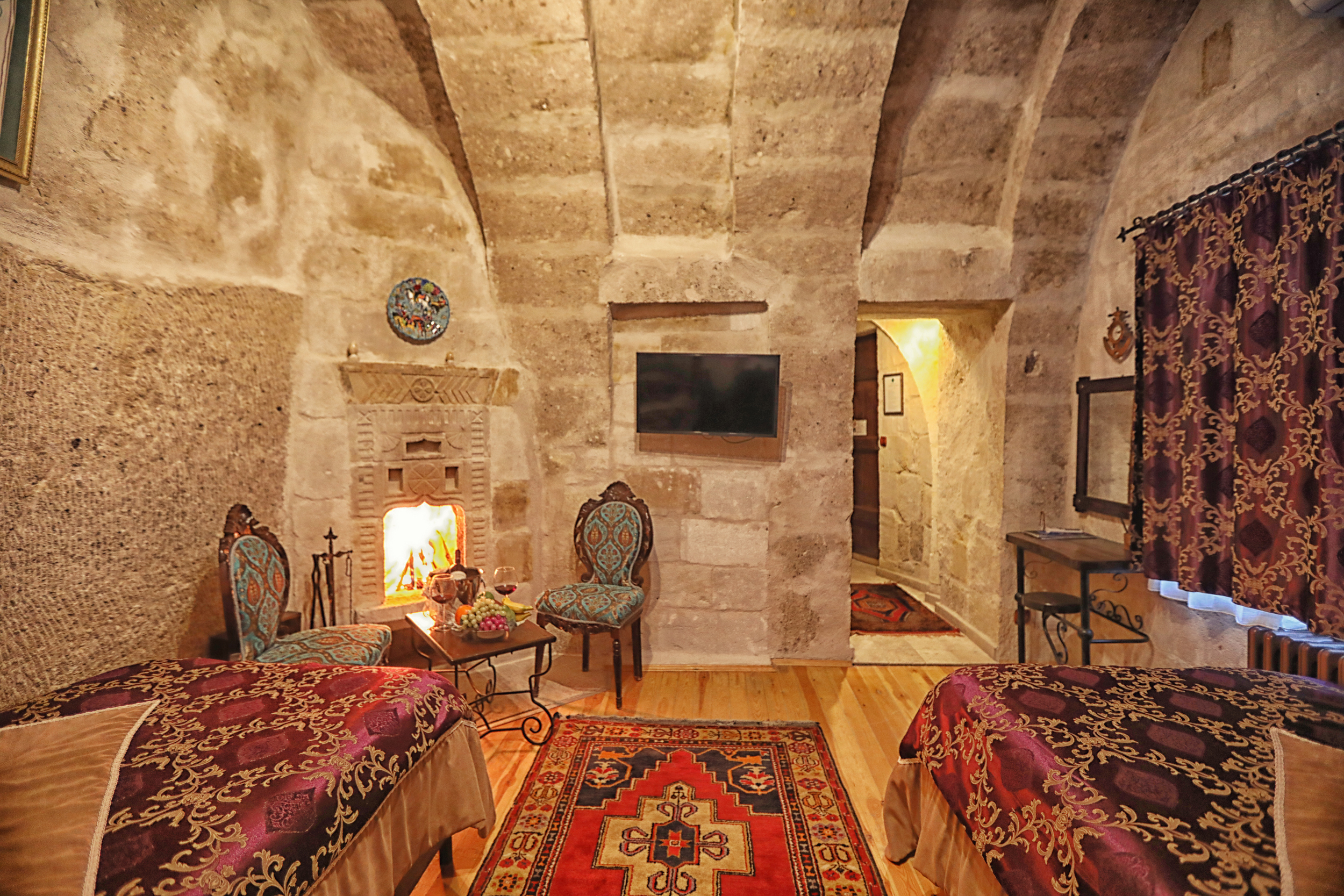 Traveller＇s Cave Hotel