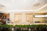 Heyue Hotel (Yunlong Lake Museum) - Parkplatz