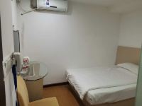 广州假日好开心国际酒店 - 精选标准大床房