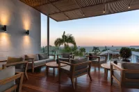 Mediterranean Beach Hotel - bars
