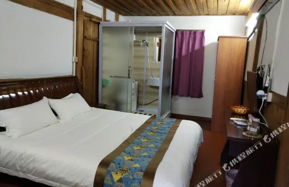 小榕特色民宿（順天路分店）