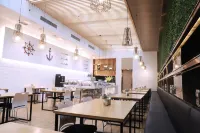 Atour Hotel