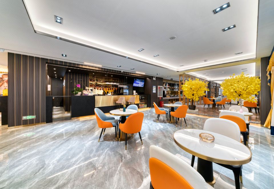 호텔 근처 편의시설