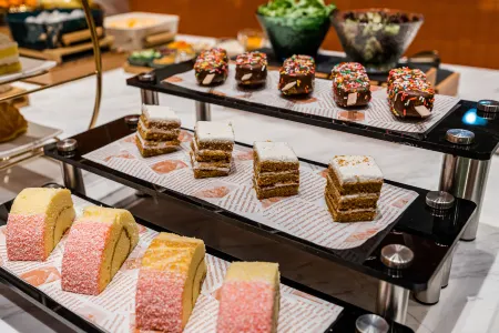 Atour Hotel Beiijng Shangdi Qinghe high speed railway station Отели рядом с достопримечательностью «Beijing Information Science & Technology University Qinghe Xiaoying Campus (Southern District)»