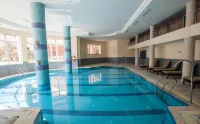 Hotel & Club Lella Meriam - Pools