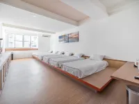 Spring House Hostel Hotels near Paposogan Park