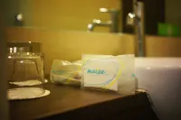 萬隆美姿飯店 - 停車場