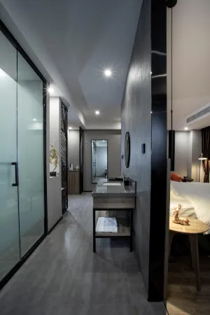 Xishang Hotel (Chengdu Yipin World Yihan Road East Subway Station)