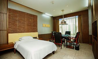 Karen Le Business Hotel