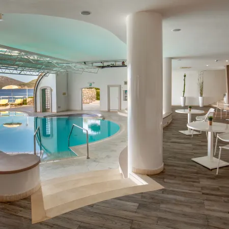 El Faro Hotel & Spa