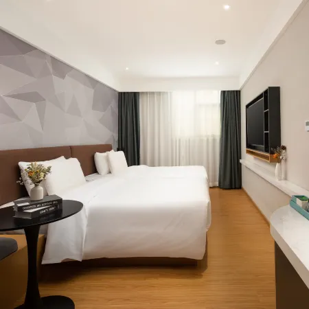 Weilaideng Hotel (Guangzhou Zhujiang New Town Jinan University Store) Отели рядом с достопримечательностью «Станция метро Gangding»