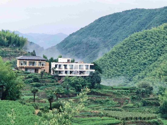 雲逸遠山民宿