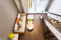 Huayi Hotel (Xinxiang East High-speed Railway Station)