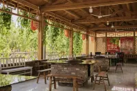 Tongjia Mountain Villa