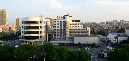 Yanshi Hotel Отели рядом с достопримечательностью «Yanshi Museum»