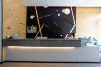 Runlong Hotel Fengcheng High speed Railway Station Longrun City Square Branch