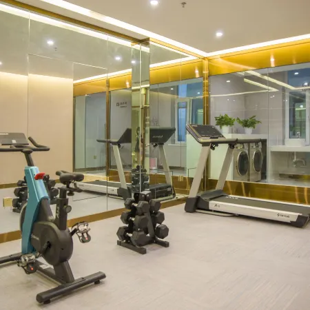 JOY Jinshang Smart Hotel (Hami Railway Station Branch of Tianma Mall)
