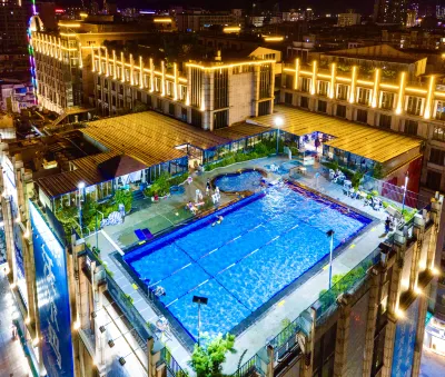 Zhaoqing International Hotel (Qixingyan Xinghu Scenic Area Branch)