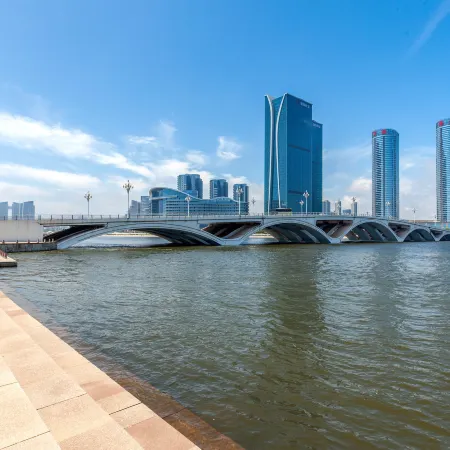 Yihai Yijia Seaview Cinema Apartment (Wanda Plaza)