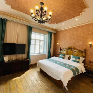 Hengdaohezi Huali Theme Bed and Breakfast