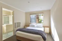 Nrma Sydney Lakeside Holiday Park Hotels in North Narrabeen
