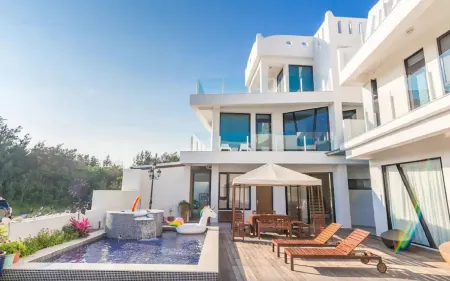 Sun Palm B&B Отели рядом с достопримечательностью «Национальный пейзаж Чуйху»