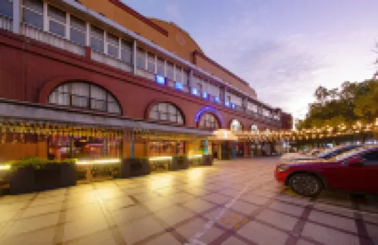 Jiangyin Life Island Hotel