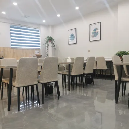 GreenTree Inn Hebei Langfang Development Zone Convention and Exhibition Centre Business Hotel
