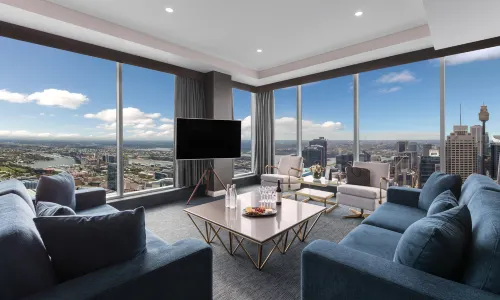 Meriton Suites World Tower