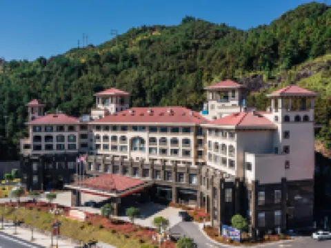 JUNLIN.CRESCENT BAY HOTEL Zhouning İlçesi otelleri