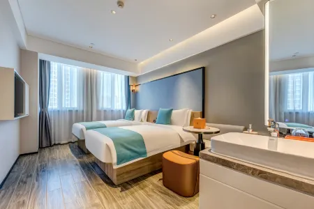 Yueweizhi Hotel (Baoding East Railway Station Heda New District Store)