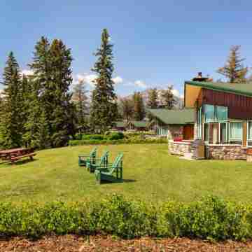 Fairmont Jasper Park Lodge Rooms